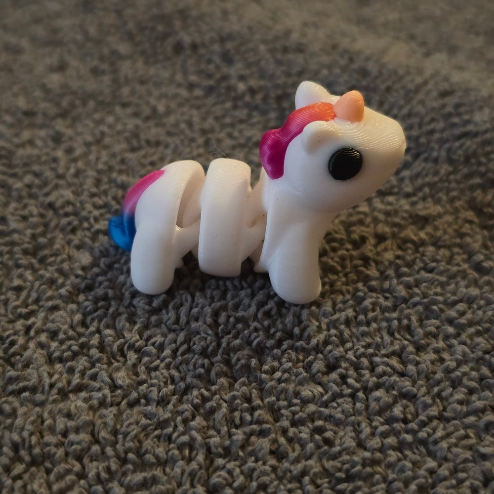 Rainbow Toy Small Articulated Unicorn Unisex White Pink Blue 3D Printed Flexi